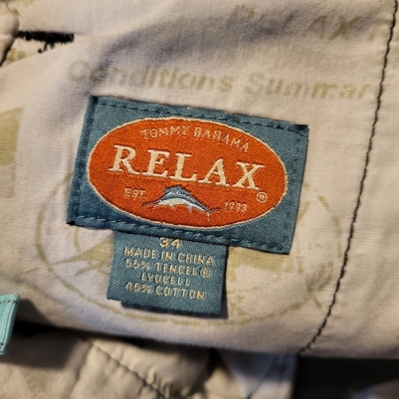 Tommy Bahama Relax Faded Black Shorts In Size 34 - Picture 6 of 8
